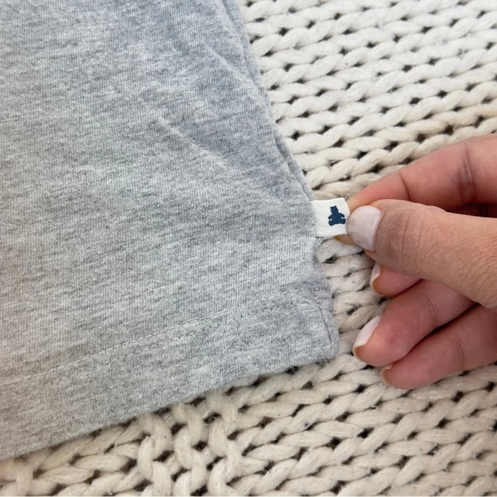 Baby Gap Gray Short Sleeve Tee with Breathable Fabric and Relaxed Fit 18-24 Mos